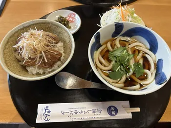 うどんと角煮